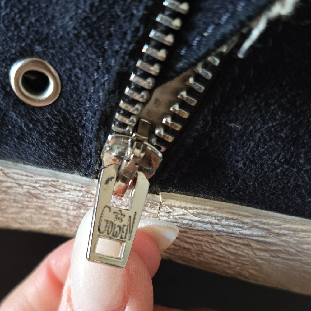 Golden Goose "Francy" Size 39 - Picture 3 of 10